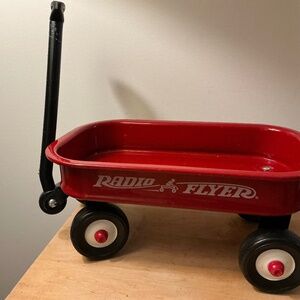 Radio Flyer Kids Little Red Wagon with working  Handle Metal